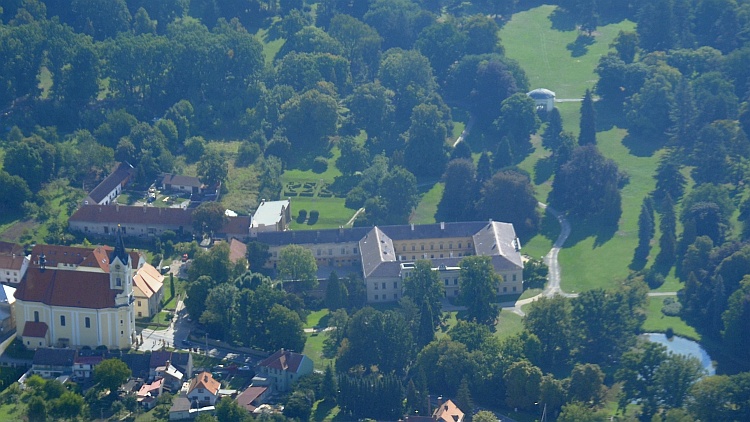 Schloss Cechy pod Kosyrem