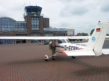 Abstellplatz Flughafen Bremerhaven-Luneort